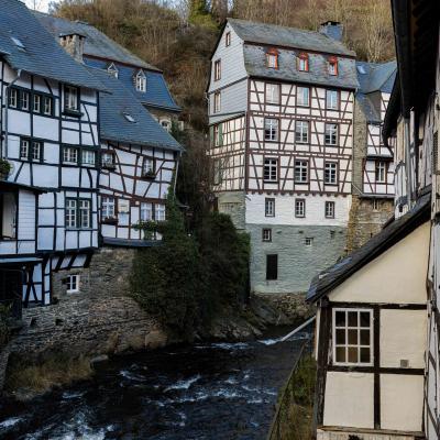 Kopie Van Web Monchau 4